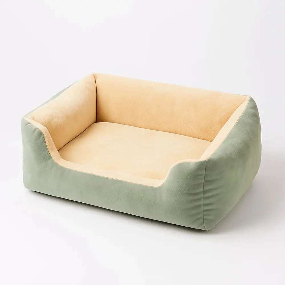Panier pour chat en peluche vert, lit doux et confortable pour le repos des félins.