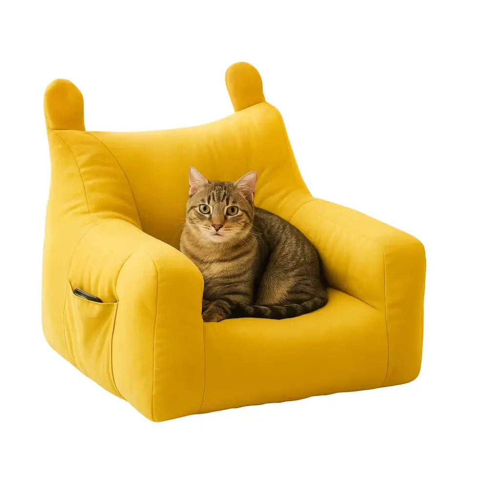 Panier pour chat en forme de petit sofa jaune, au design moderne et moelleux, idéal pour le confort à la maison.