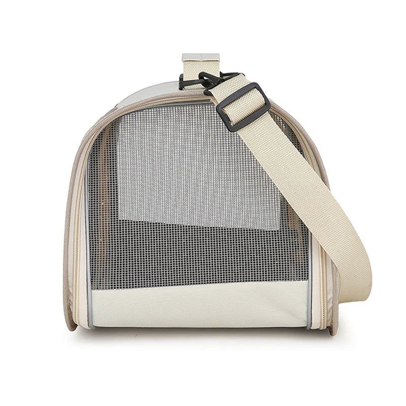 Sac de transport beige avec bandoulière réglable et structure aérée