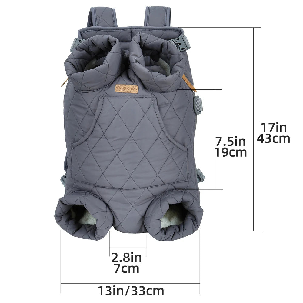 Sac ventral matelassé pour chat avec capuche intégrée et sangles de sécurité.